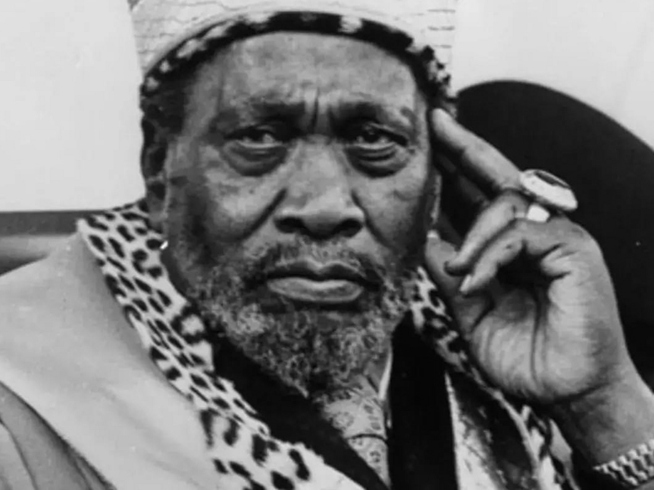 Jomo Kenyatta Resimleri